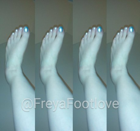 Nacktes geleaktes OnlyFans-Foto von Freyafootlove