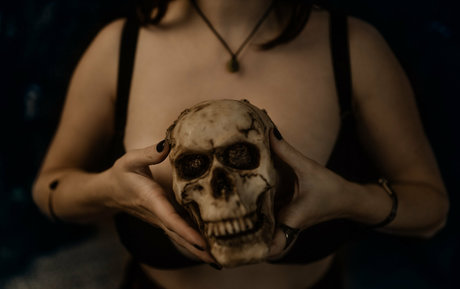 Nacktes geleaktes OnlyFans-Foto von Tarathewitchvip
