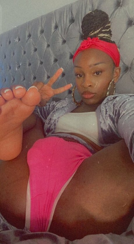 Nacktes geleaktes OnlyFans-Foto von Milandior3