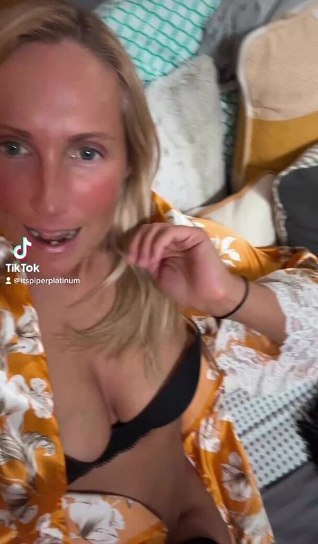 Nacktes geleaktes OnlyFans-Foto von Piperplatinumvip