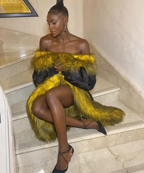 Nacktes geleaktes OnlyFans-Foto von Dina Asher Smith