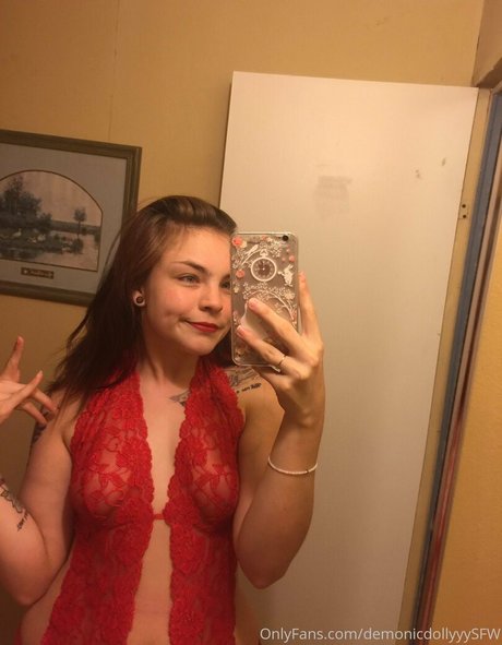 Nacktes geleaktes OnlyFans-Foto von Demonicdollyyysfw