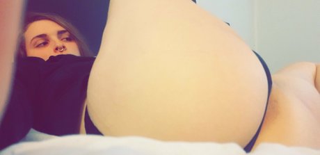 Nacktes geleaktes OnlyFans-Foto von Pinkbitchy