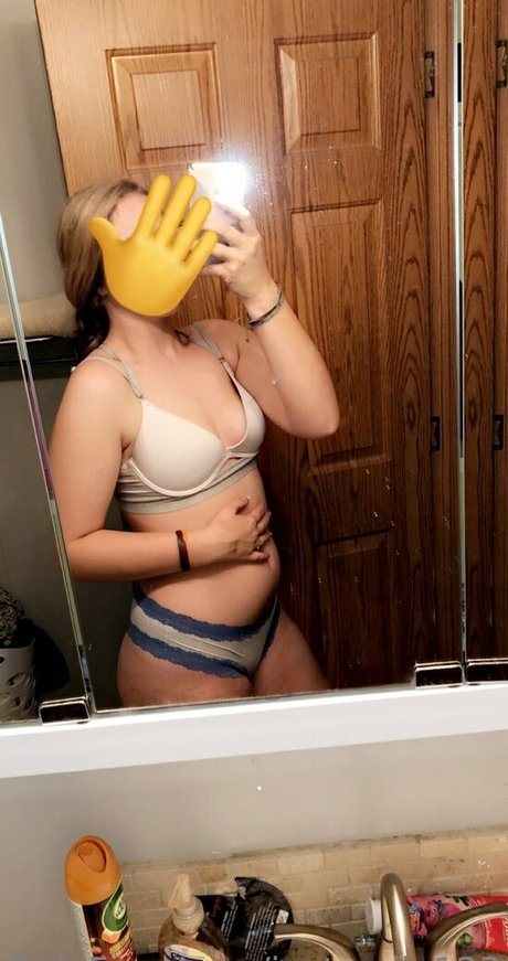 Nacktes geleaktes OnlyFans-Foto von Justsmile123