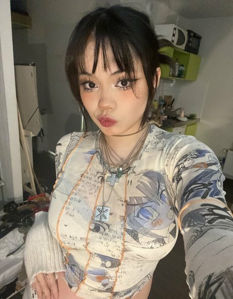 Nacktes geleaktes OnlyFans-Foto von Iadivinecomedie
