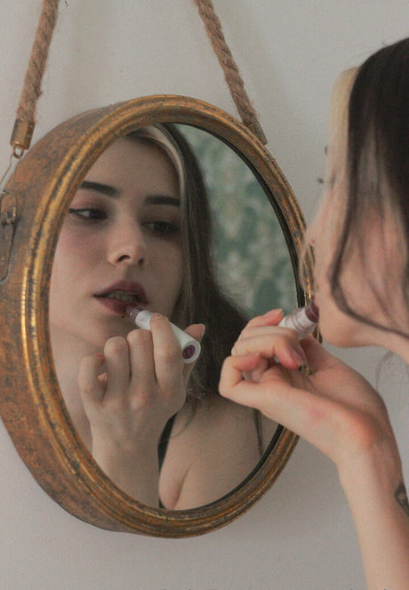 Nacktes geleaktes OnlyFans-Foto von Torineko