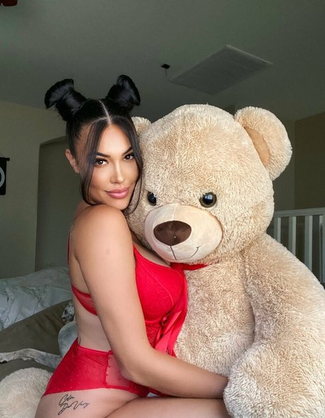 Raineyjamesfree