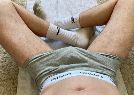 Nacktes geleaktes OnlyFans-Foto von Rubberskaterboy