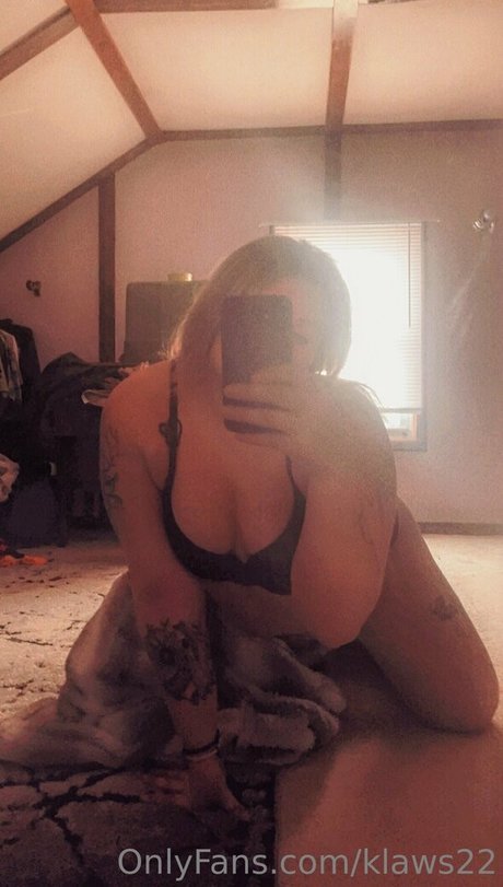 Nacktes geleaktes OnlyFans-Foto von Sillygirl9822