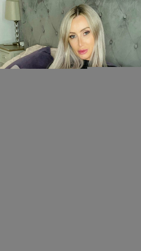 Hotsluttymilf