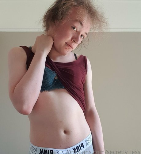 Nacktes geleaktes OnlyFans-Foto von Secretlyjess