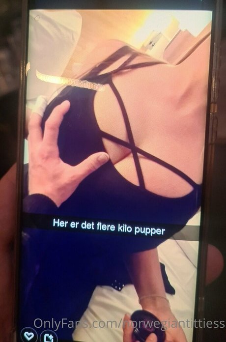 Nacktes geleaktes OnlyFans-Foto von Norwegiantittiess