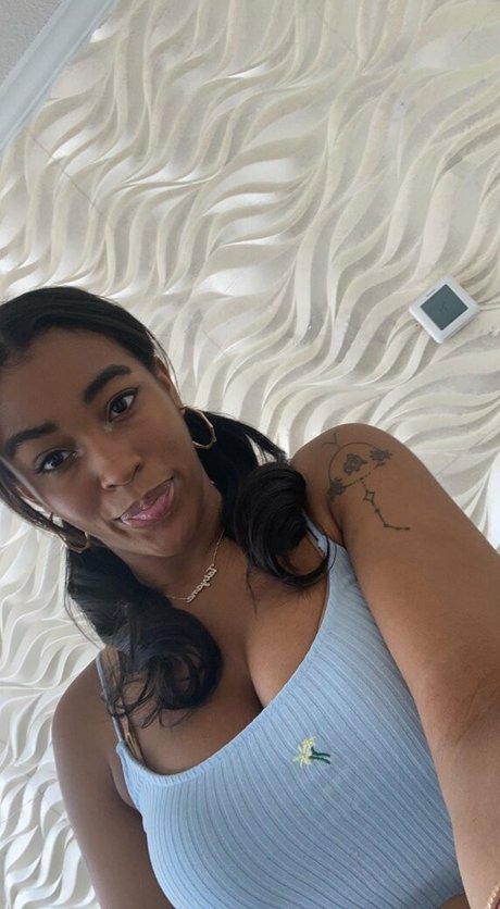 Nacktes geleaktes OnlyFans-Foto von Tatymx