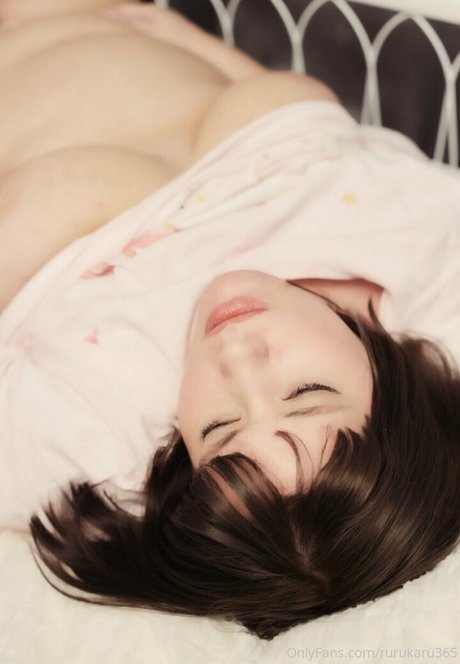 Nacktes geleaktes OnlyFans-Foto von Rurukaru365