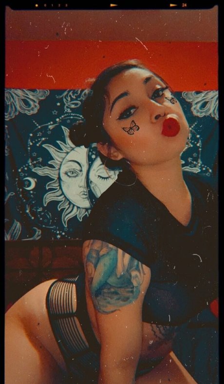 Nacktes geleaktes OnlyFans-Foto von Diablamamiiii