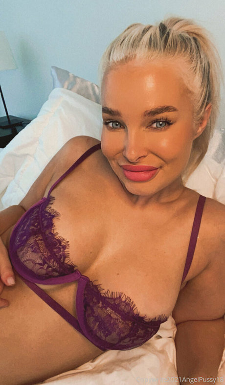 Angelpussy18