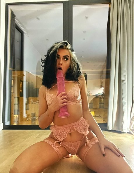 Nacktes geleaktes OnlyFans-Foto von Effy Storm