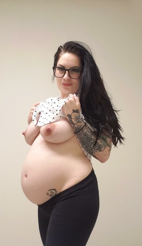 Nacktes geleaktes OnlyFans-Foto von Crucifixcandy