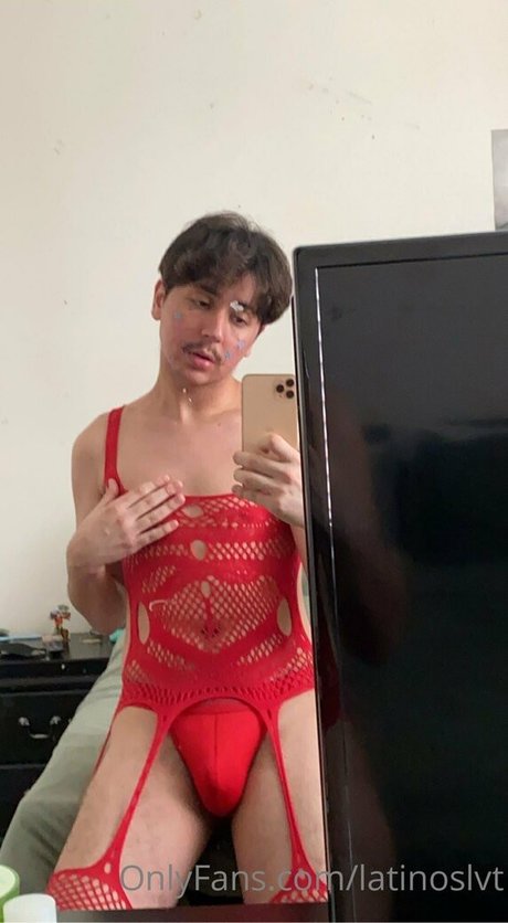 Nacktes geleaktes OnlyFans-Foto von Latinoslvt