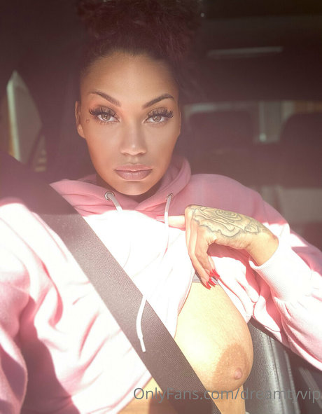 Nacktes geleaktes OnlyFans-Foto von Dreamty