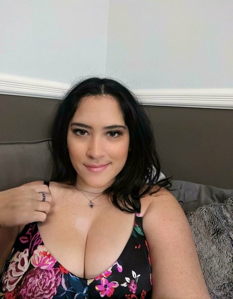 Nacktes geleaktes OnlyFans-Foto von Th1ccem