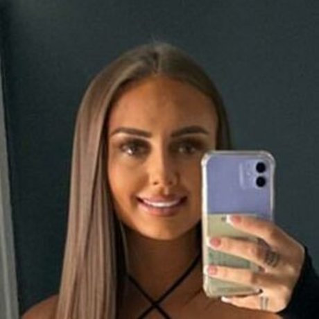 Nacktes geleaktes OnlyFans-Foto von Khloe3