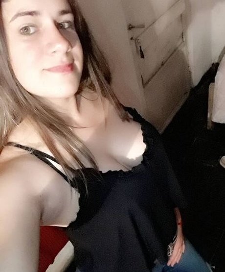 Nacktes geleaktes OnlyFans-Foto von Jovencita Pulposa