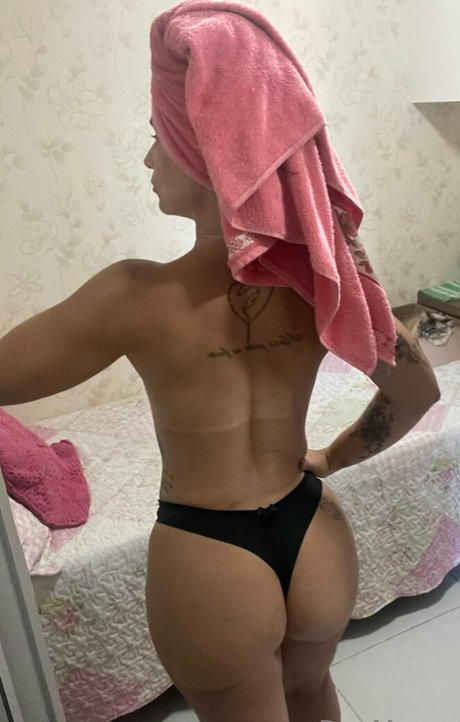 Nacktes geleaktes OnlyFans-Foto von Daymuzza