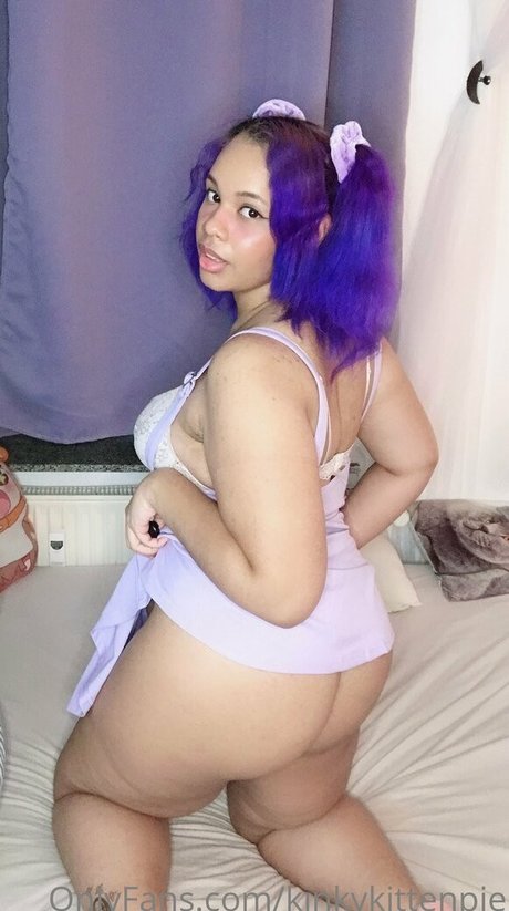 Nacktes geleaktes OnlyFans-Foto von Kinkykittenpie