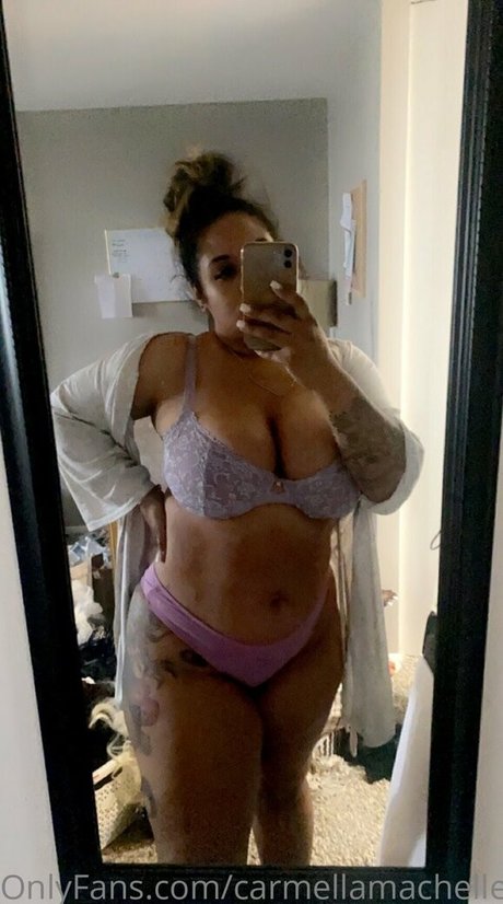 Nacktes geleaktes OnlyFans-Foto von Carmellamachelle