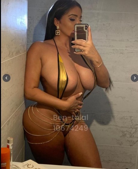 Nacktes geleaktes OnlyFans-Foto von Anais Bragadias