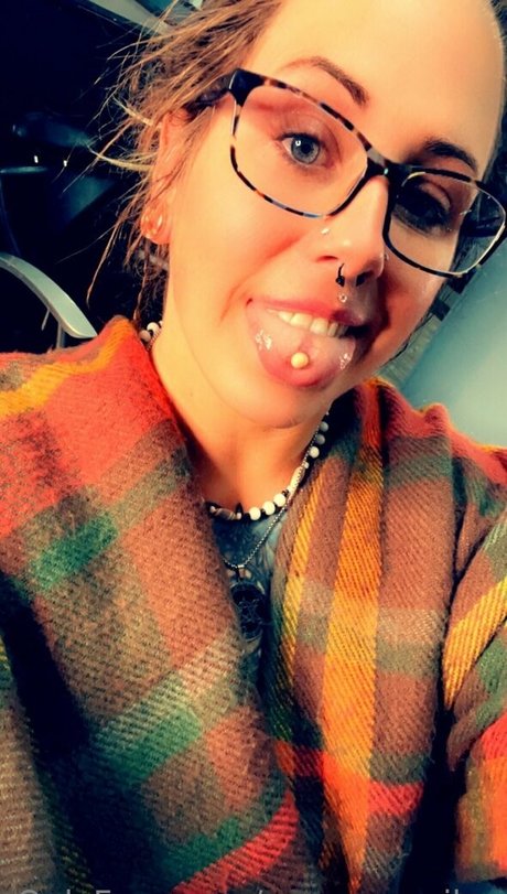 Nacktes geleaktes OnlyFans-Foto von Sammysmiley