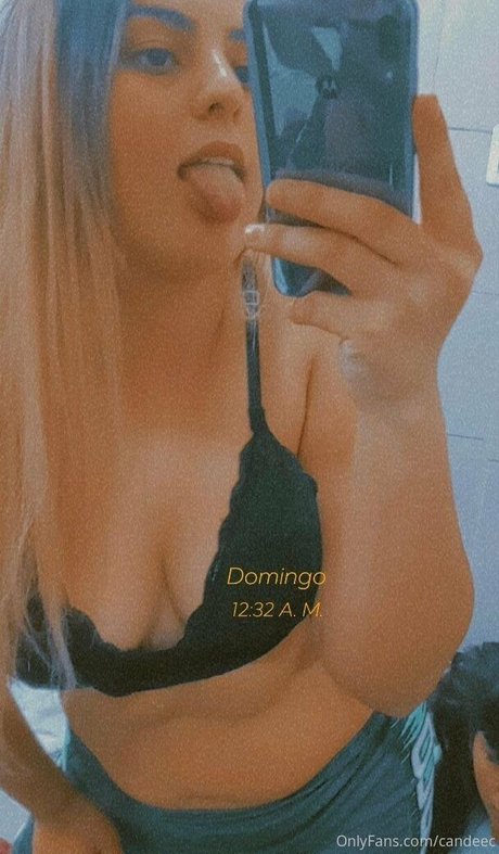 Nacktes geleaktes OnlyFans-Foto von Candeec