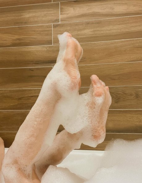 Nacktes geleaktes OnlyFans-Foto von Sweetmossy