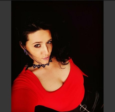 Hotsexymommy69
