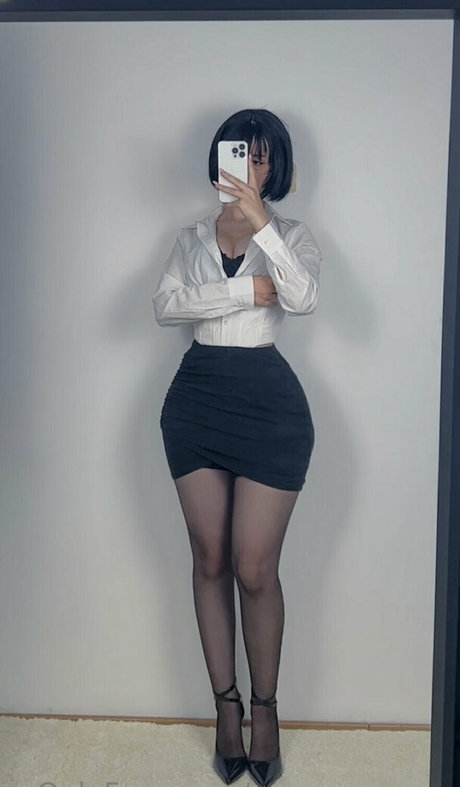 Nacktes geleaktes OnlyFans-Foto von Mommyanna