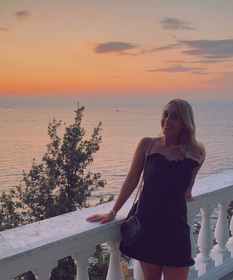 Nacktes geleaktes OnlyFans-Foto von Sabrina Romana