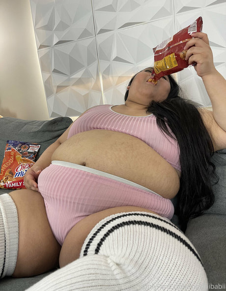 Nacktes geleaktes OnlyFans-Foto von Mochiibabii