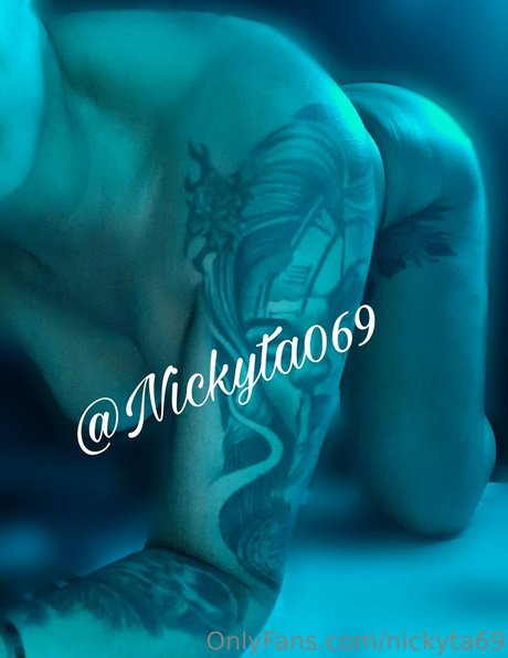 Nacktes geleaktes OnlyFans-Foto von Nickyta69