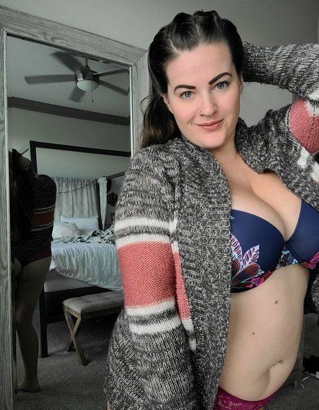 Nacktes geleaktes OnlyFans-Foto von Rockstarkristin