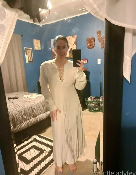 Nacktes geleaktes OnlyFans-Foto von Littleladyfey