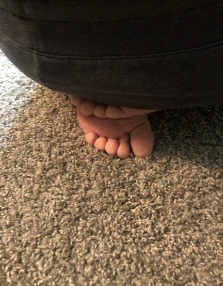 Nacktes geleaktes OnlyFans-Foto von Ajonesfeet