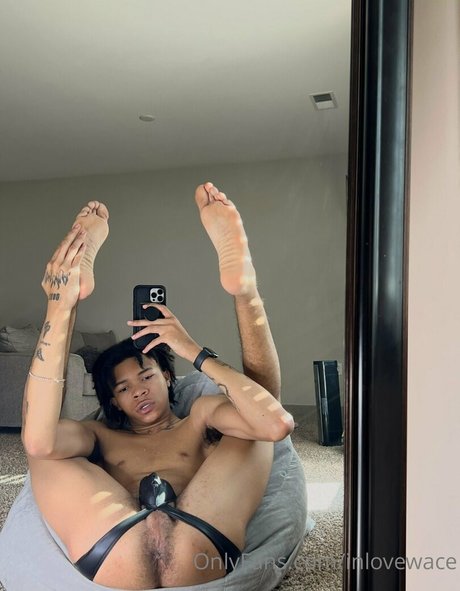 Nacktes geleaktes OnlyFans-Foto von Inlovewace