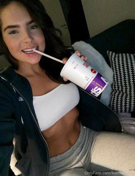 Nacktes geleaktes OnlyFans-Foto von Kalmanbaby