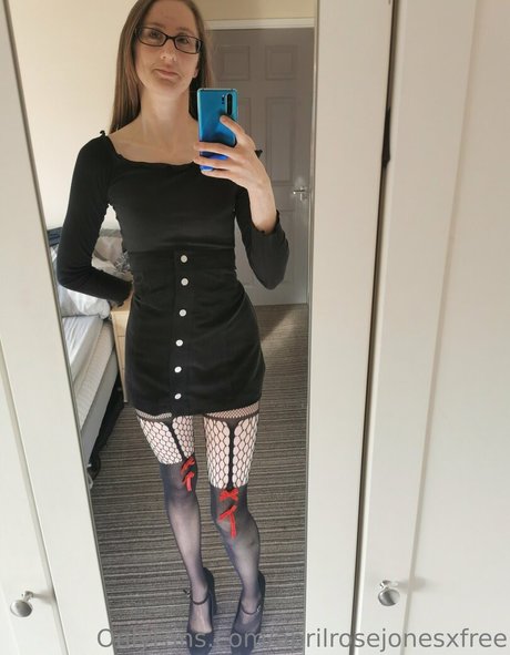 Aprilrosejonesxfree