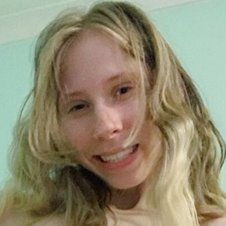 Nacktes geleaktes OnlyFans-Foto von Duckycutie