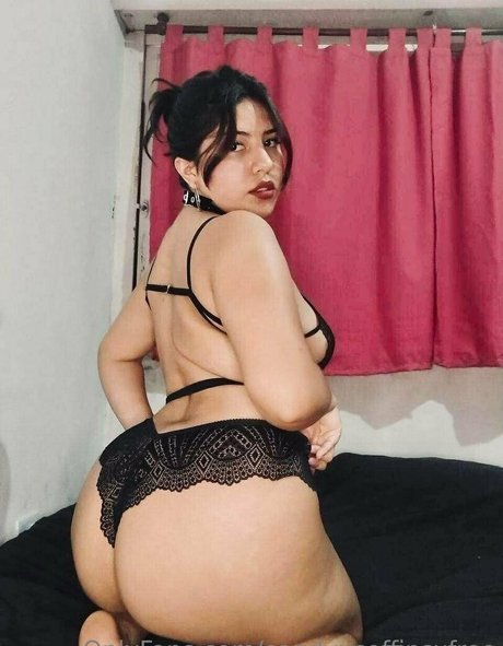 Nacktes geleaktes OnlyFans-Foto von Candyxcoffinsxfree