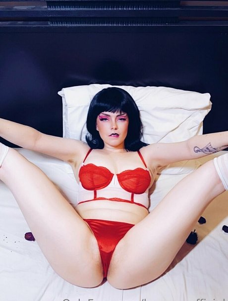 Nacktes geleaktes OnlyFans-Foto von Karnageofficial