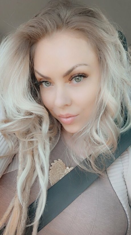 Nacktes geleaktes OnlyFans-Foto von Nina Rei