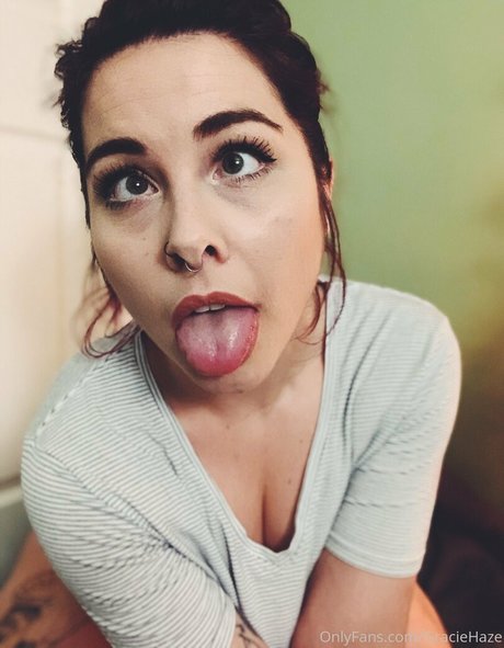 Nacktes geleaktes OnlyFans-Foto von Graciehaze